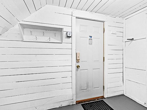 522_E_3rd_Street_04_02012025