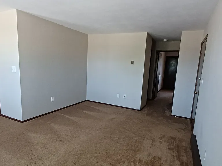 Sanlor Apartments — Photo 4