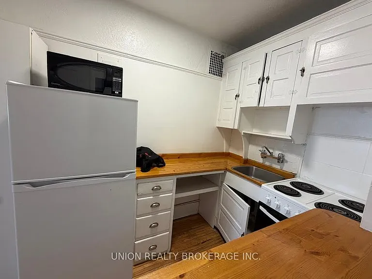 84 Willow Ave #35 — Photo 6