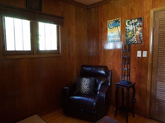 5th image of 6635 Romona Ave