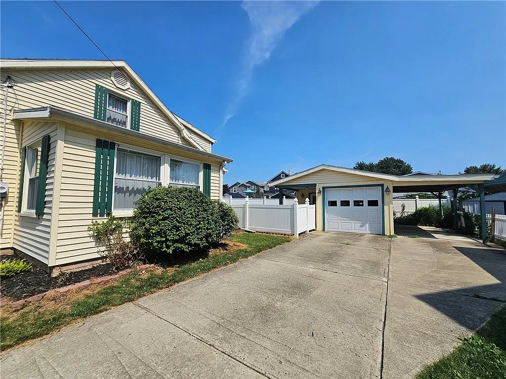 2 bed, 1.5 bath, 1148 sqft, $1,200 — Photo 4