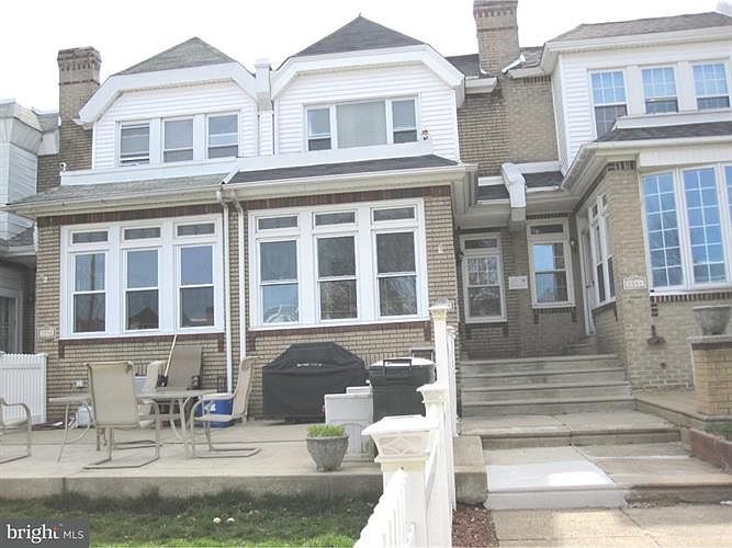 1st image of 3548 Oakmont St