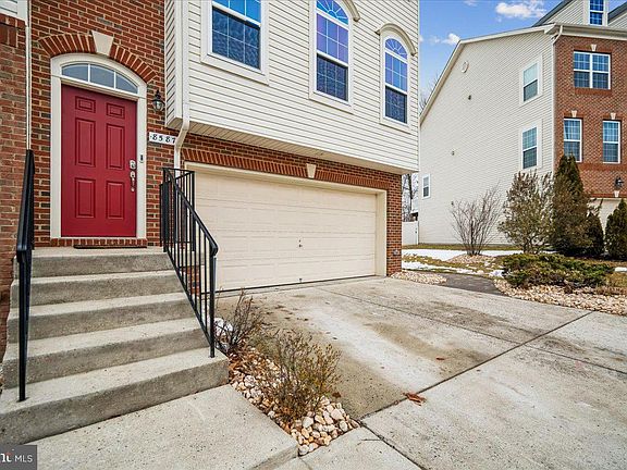 4th image of 8587 Crooked Tree Ln