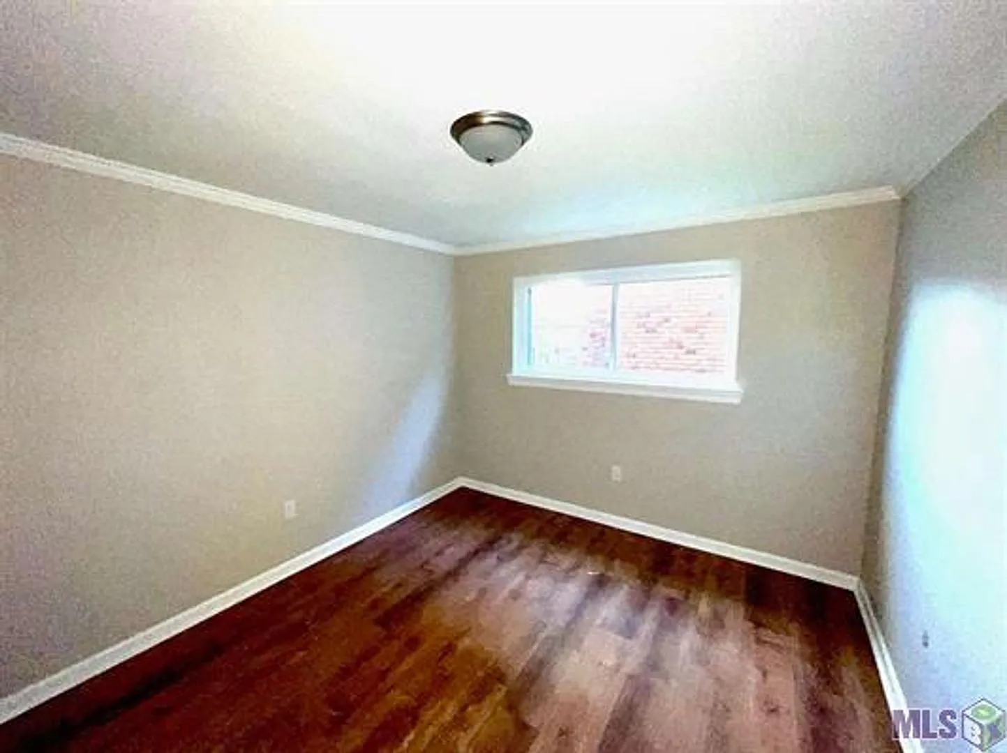 2 bedrooms 1 bath! Water Included! Central Ac and Heat! — Photo 2