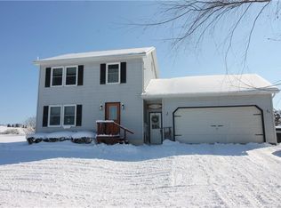 471 Freedom Rd, Freedom, NY 14065