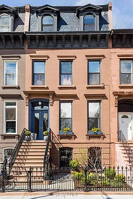 Sold by Town Residential | media 13