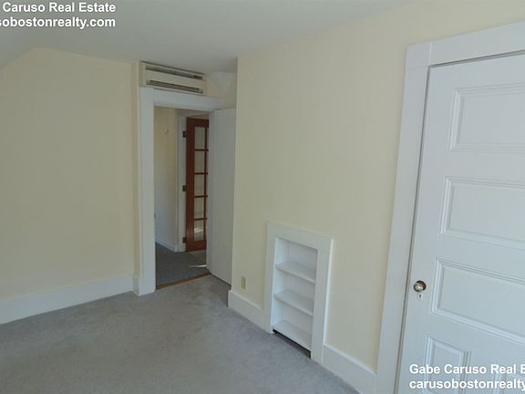 256 Lowell Ave. #2 Newton - Newtonville Unit Photo 8