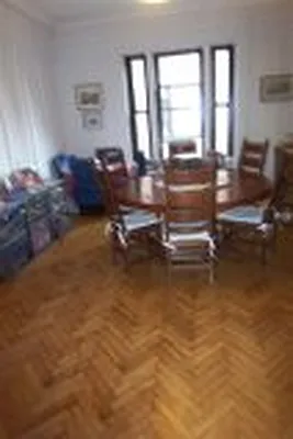 Rented by Sir Realty | media 3