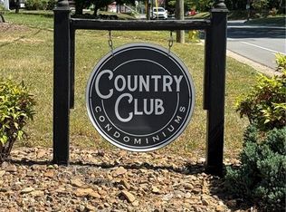 1707 N Main St APT C3, Mount Airy, NC 27030