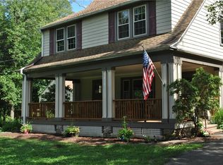 1477 Country Club Rd, Middletown, CT 06457