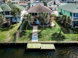 733 Marlin St, Bayou Vista, TX 77563