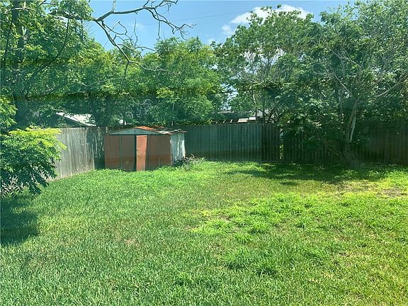 4th image of 1726 Sherman St #1726