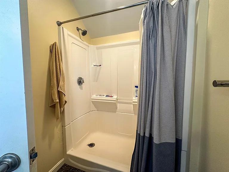 77 Faywood Ave — Photo 15
