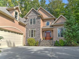 107 Twin Courts Dr, Weaverville, NC 28787