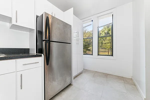 Rented by MNS | media 3