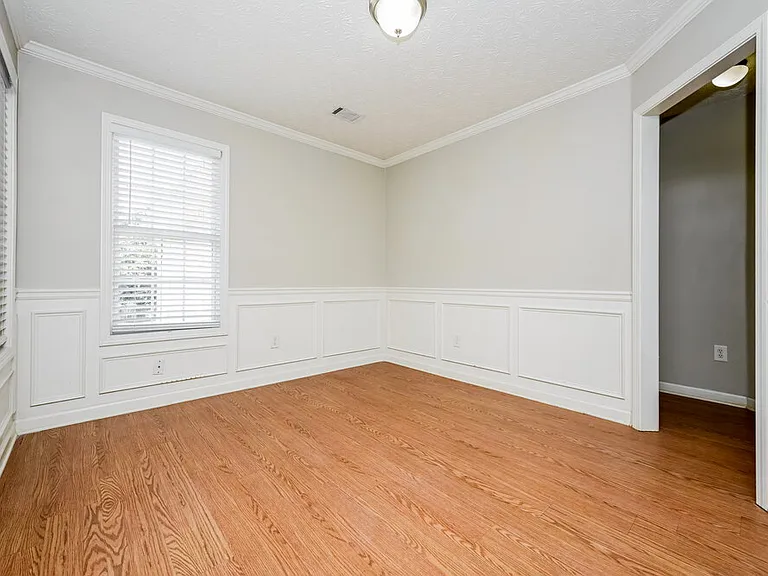 125 Cheyenne Dr — Photo 4
