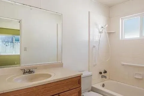 320 Boronda Rd — Photo 5