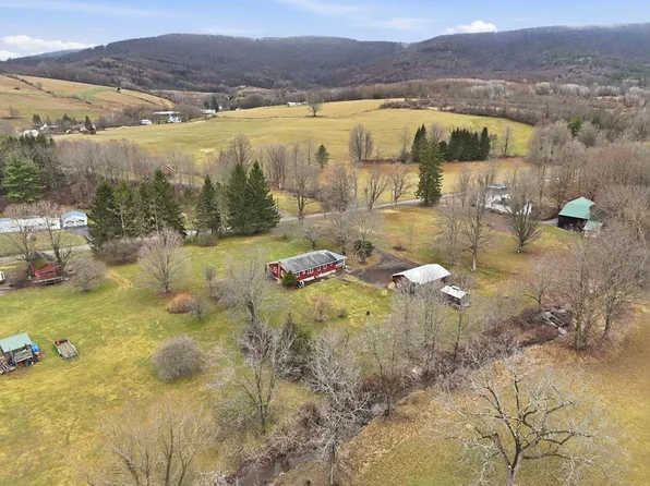 184 Farmers Valley Rd, Troy, PA 16947