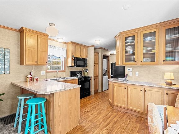 4th image of 8 Swifts Beach Rd Unit 33