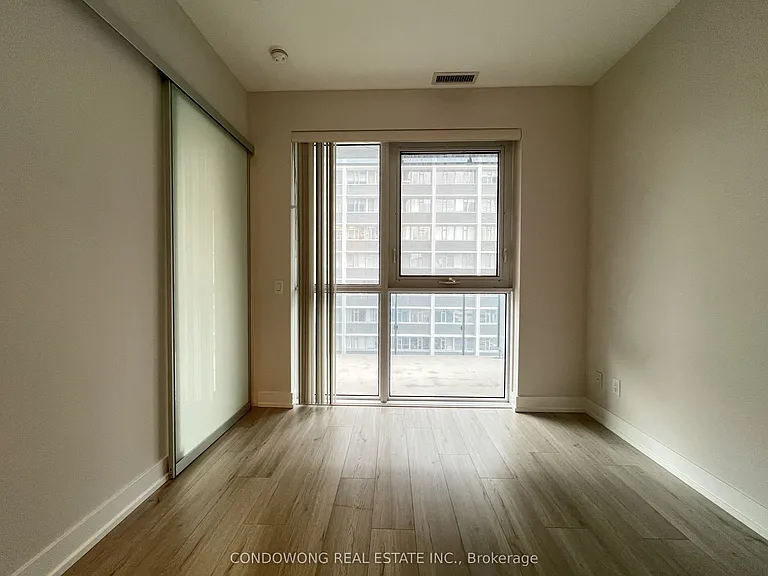 7 Grenville St #1110 — Photo 11