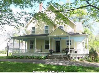 520 Lime Rock Rd, Lakeville, CT 06039