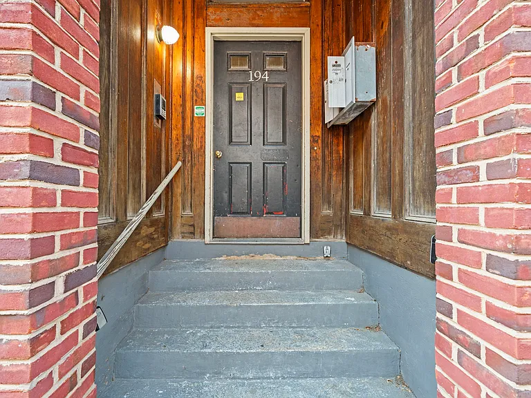 194 Athens St #C — Photo 14