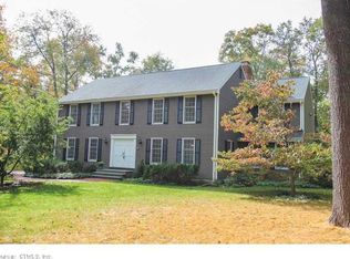 15 N Farms Rd, Avon, CT 06001