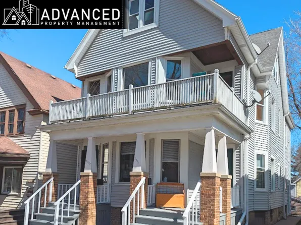 2422 S Woodward St, Milwaukee, WI 53207
