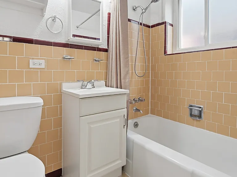 1620 Colorado Blvd #11 — Photo 20