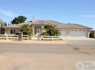 17810 Dunkirk St, Hesperia, CA 92345