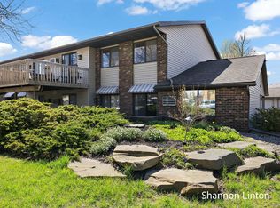 206 W Exchange St APT F, Spring Lake, MI 49456