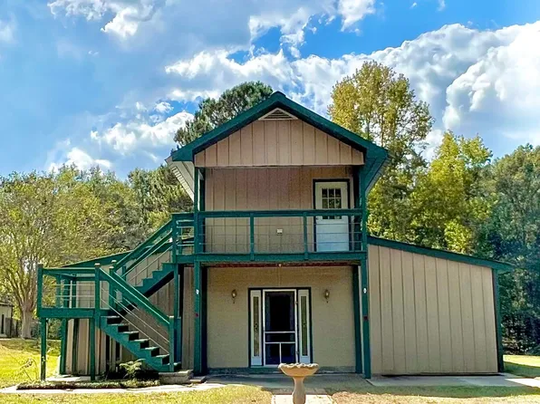 247B Carey Byrd Rd, Carriere, MS 39426