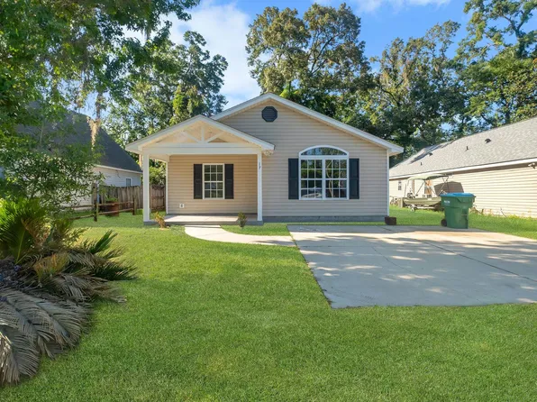 17 Pueblo Trl, Crawfordville, FL 32327