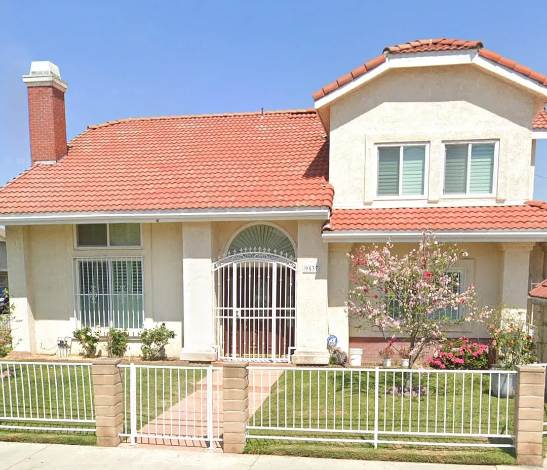 4 bed, 1969 sqft, $3,900 — Photo 2