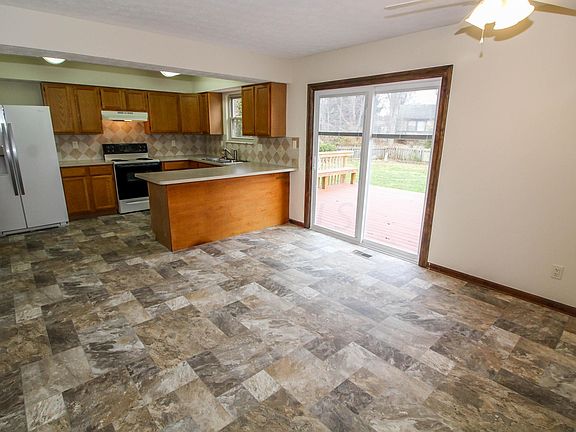 3rd image of 12024 Woodstock Ave NW