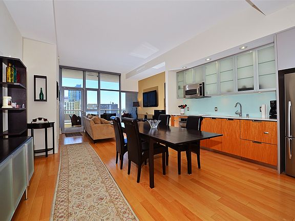 3rd image of 575 6th Ave Unit 1205