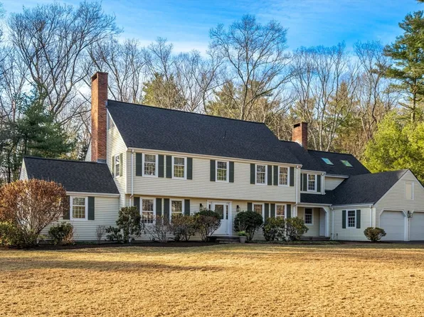 26 Decatur Ln, Wayland, MA 01778