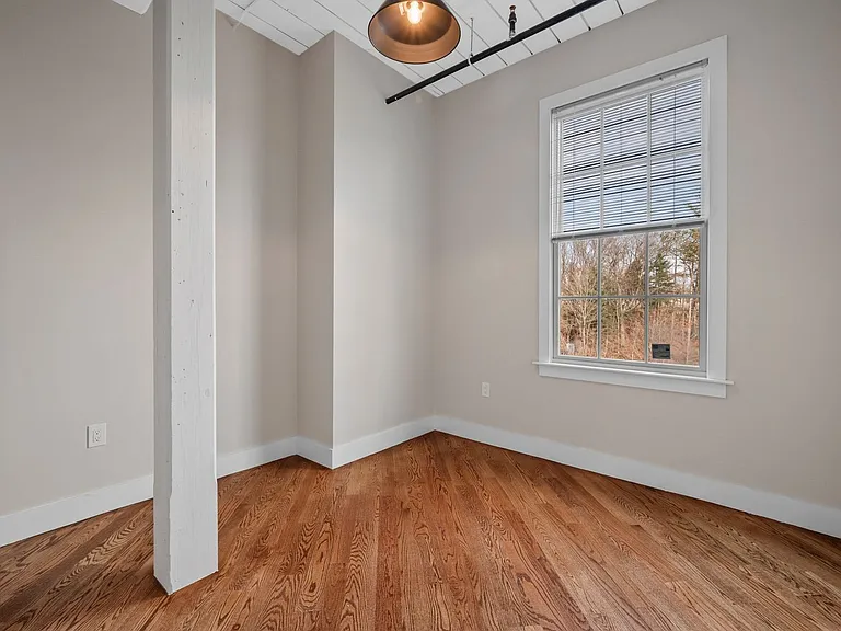 34 Tremaine St — Photo 23