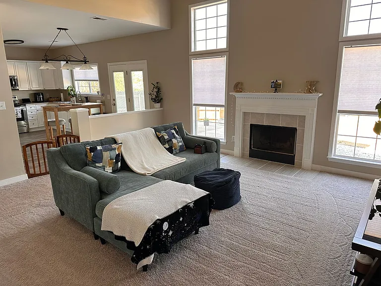 1031 Alden Glen Dr — Photo 4