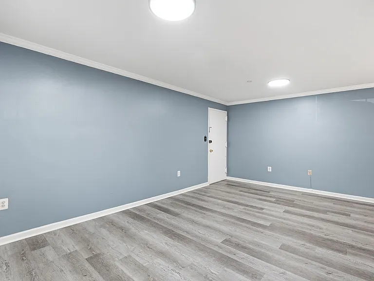 9453 Fairfax Blvd #104 — Photo 7
