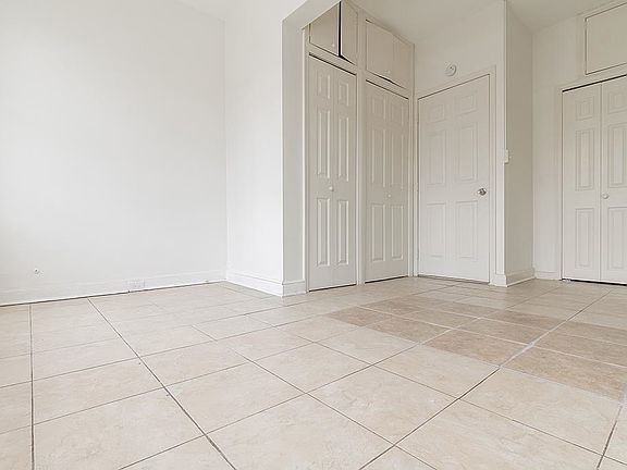 3rd image of 104 Clendenny Ave