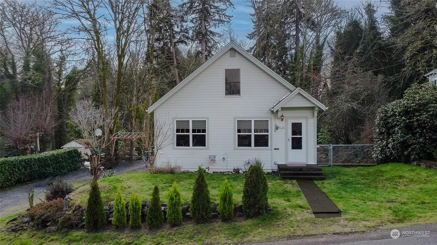 1120 Morton Street photo 1