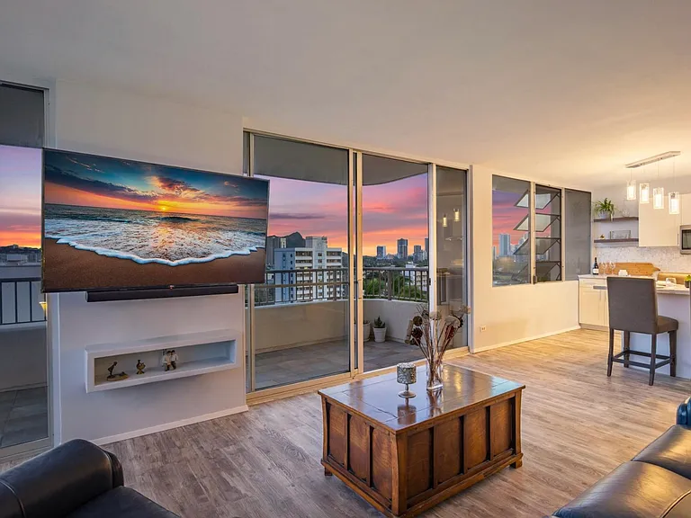 2825 S King St #803 — Photo 3