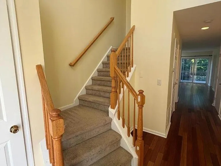 37 Mindy Dr — Photo 3