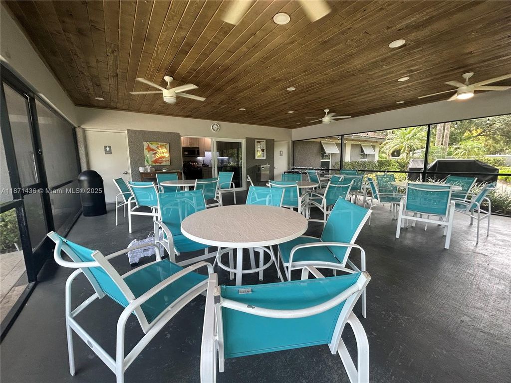 3993 Cypress Reach Ct APT 303, photo 9