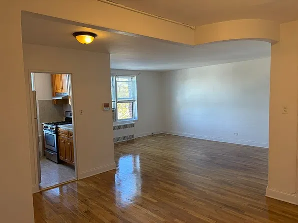 1350 E 5th St APT 5I, Brooklyn, NY 11230