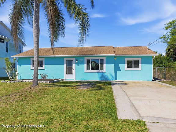2nd image of 3243 Azalea Dr