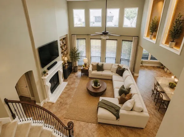 6323 Orange Blossom Ln, Rosenberg, TX 77471