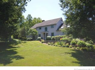 84 Flat Swamp Rd, Newtown, CT 06470