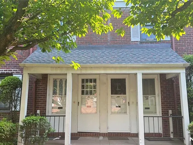 445 Union Ave #2D — Photo 3